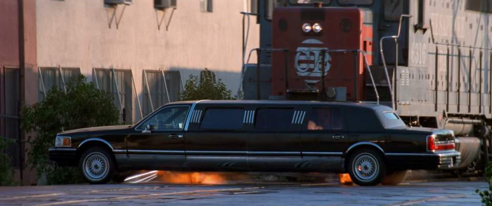 Lincoln Town Car Stretched Limousine