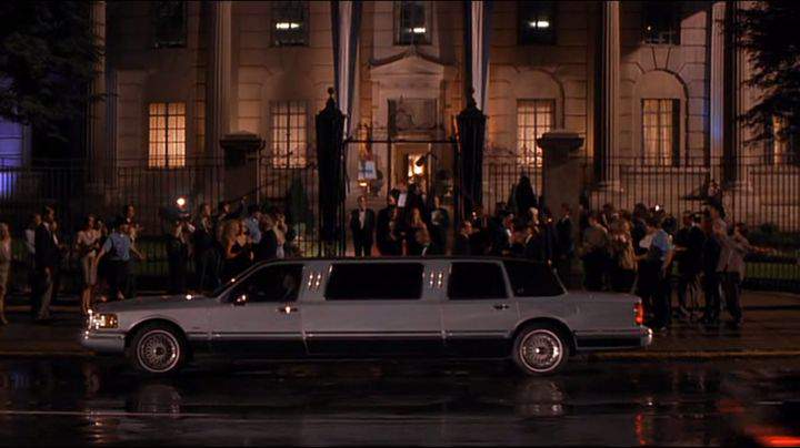Lincoln Town Car Stretched Limousine