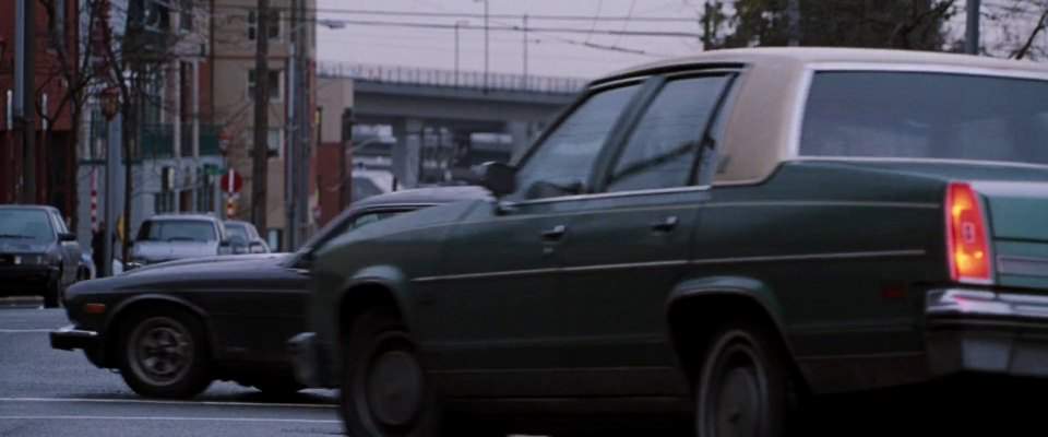 Oldsmobile Ninety-Eight Luxury