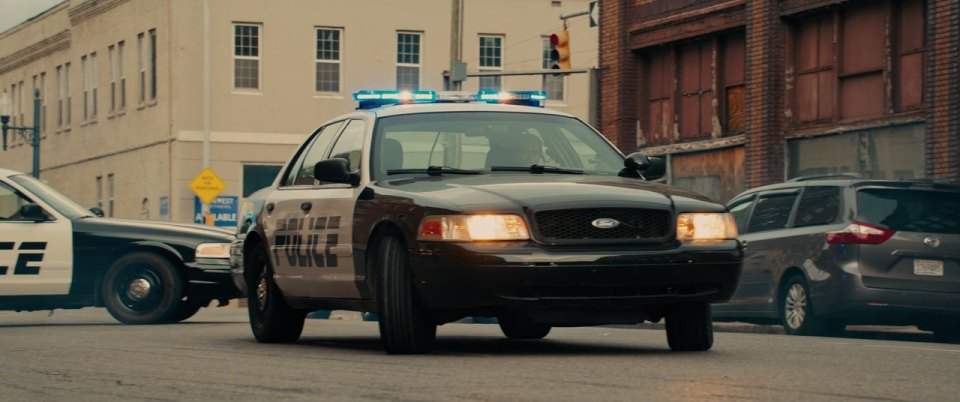 Ford Crown Victoria