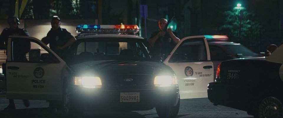 Ford Crown Victoria
