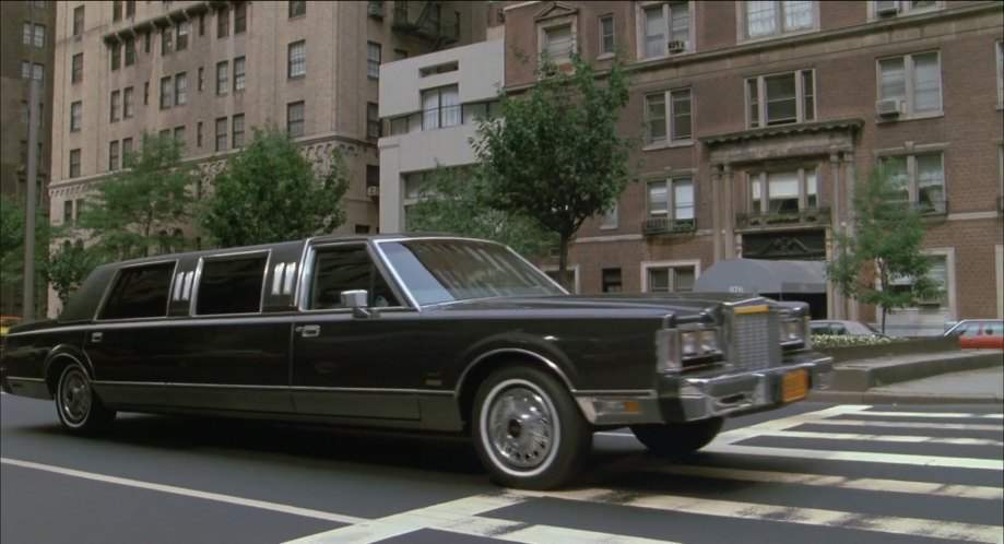 Lincoln Town Car Stretched Limousine