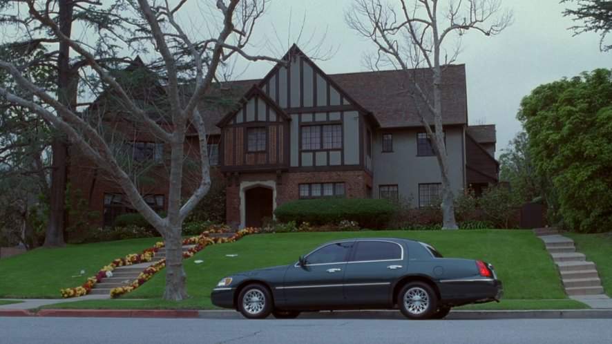 Lincoln Town Car
