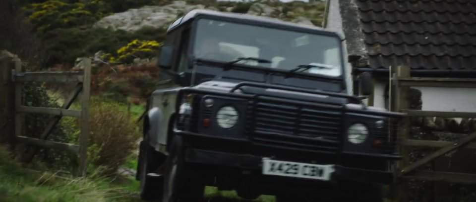 Land-Rover Defender 90