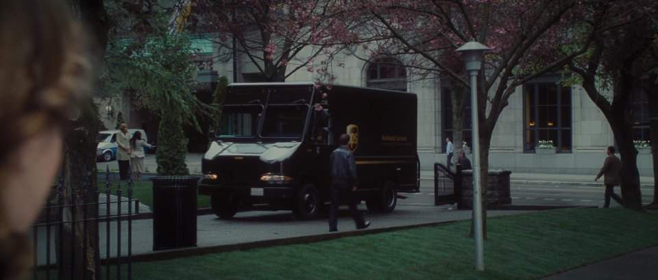 Morgan-Olson Route Star Hybrid