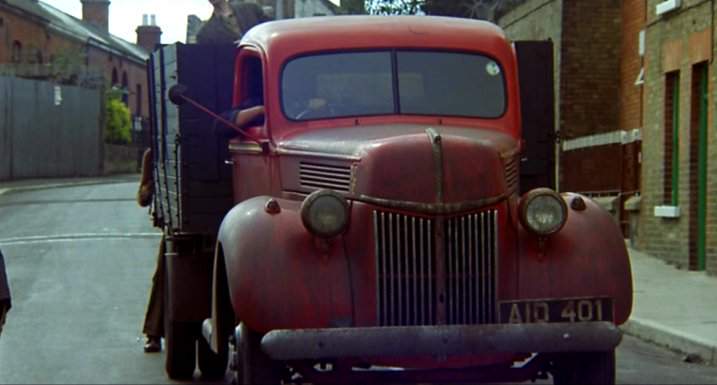 Ford V8 1½-Ton