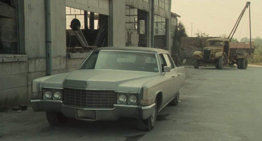 1969 Cadillac Fleetwood 60 Special Brougham in Breaking Away