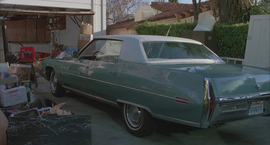 Cadillac Sedan DeVille