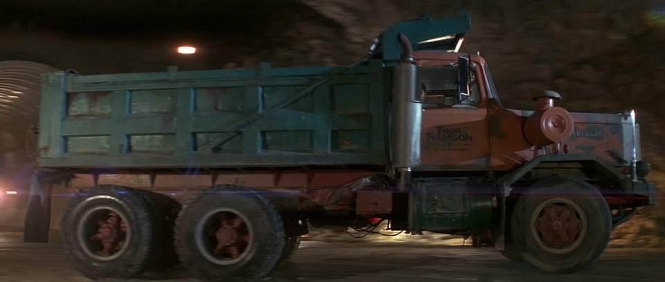 Autocar S64U