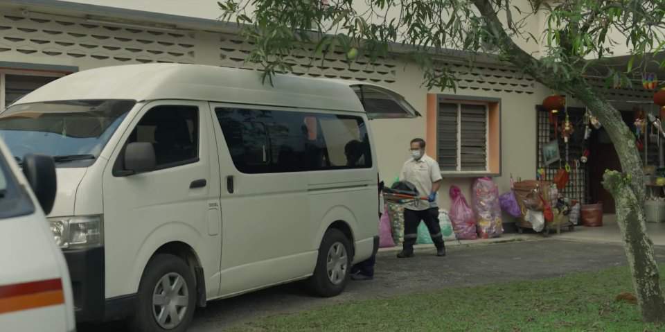 2010 Toyota HiAce in Confinement