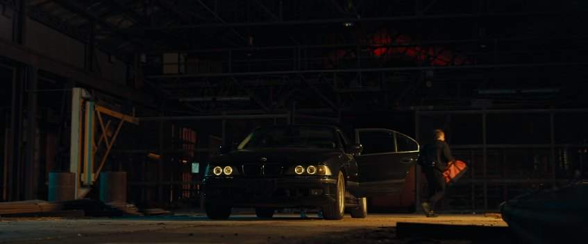 BMW 528i