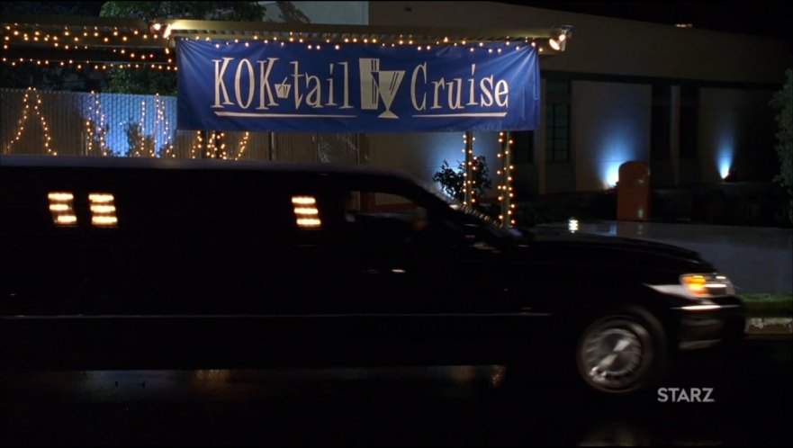 Lincoln Town Car Stretched Limousine