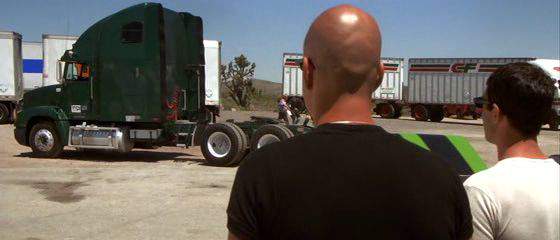 Freightliner FLD