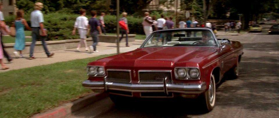 Oldsmobile Delta 88 Royale