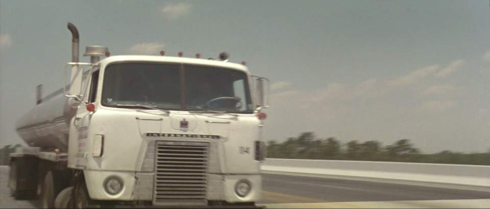 International Harvester CO-4000