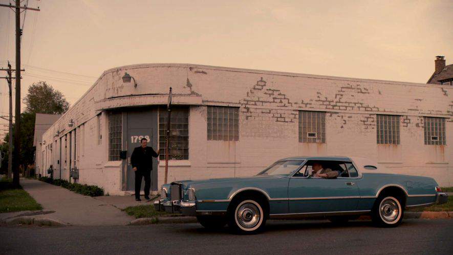 Lincoln Continental Mark IV