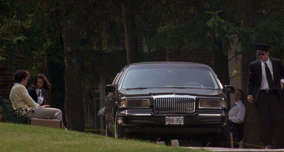 Lincoln Town Car Stretched Limousine