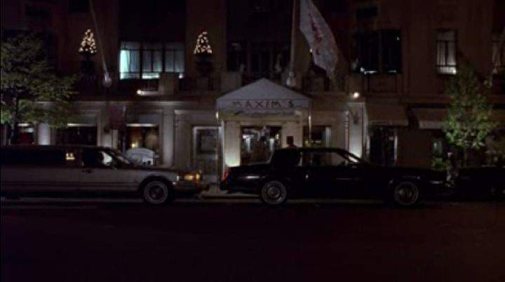 Lincoln Town Car Stretched Limousine