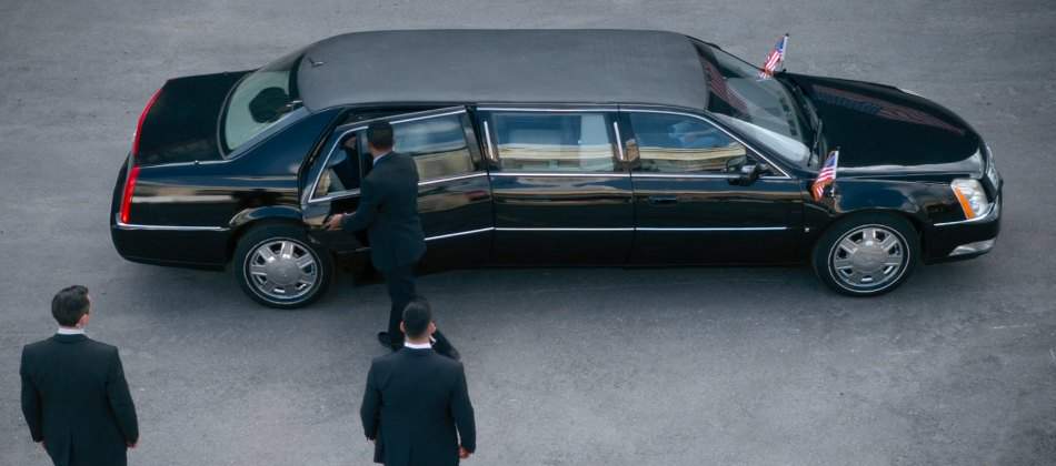 Cadillac DTS Stretched Limousine