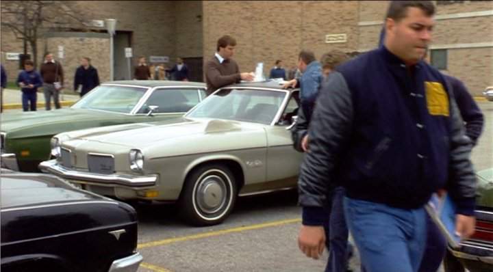 Oldsmobile Cutlass Salon