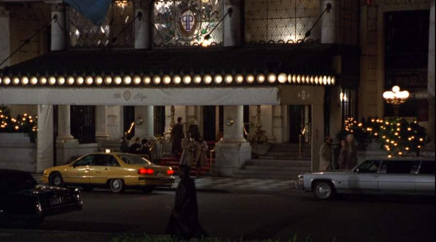 Cadillac Sedan DeVille Stretched Limousine