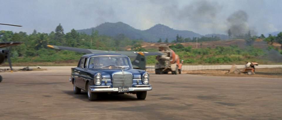 Mercedes-Benz 220 S
