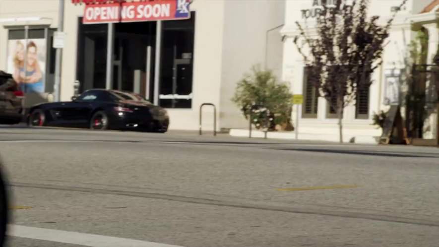 Mercedes-Benz SLS AMG