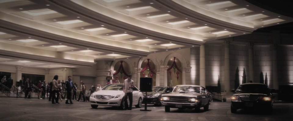 Lincoln Town Car Stretched Limousine