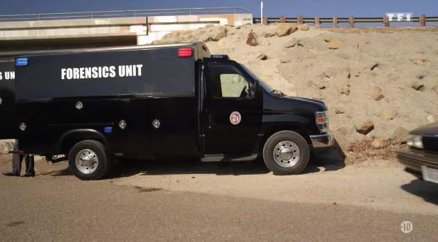 Ford E-350
