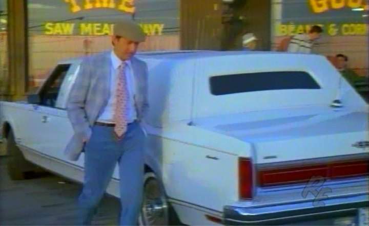 Lincoln Town Car Stretched Limousine