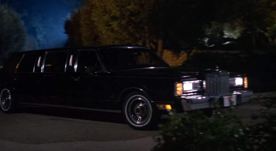 Lincoln Town Car Stretched Limousine