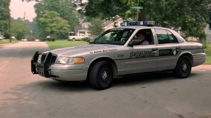 Ford Crown Victoria