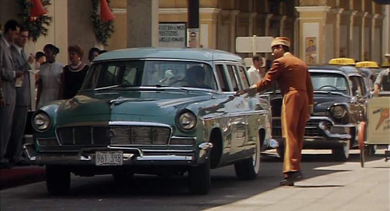 Chrysler New Yorker Town & Country