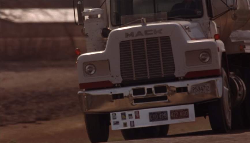 Mack R-Series