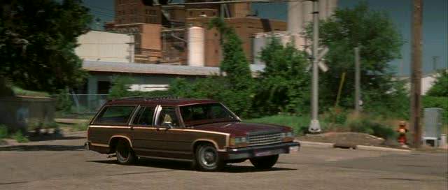 Ford LTD Country Squire
