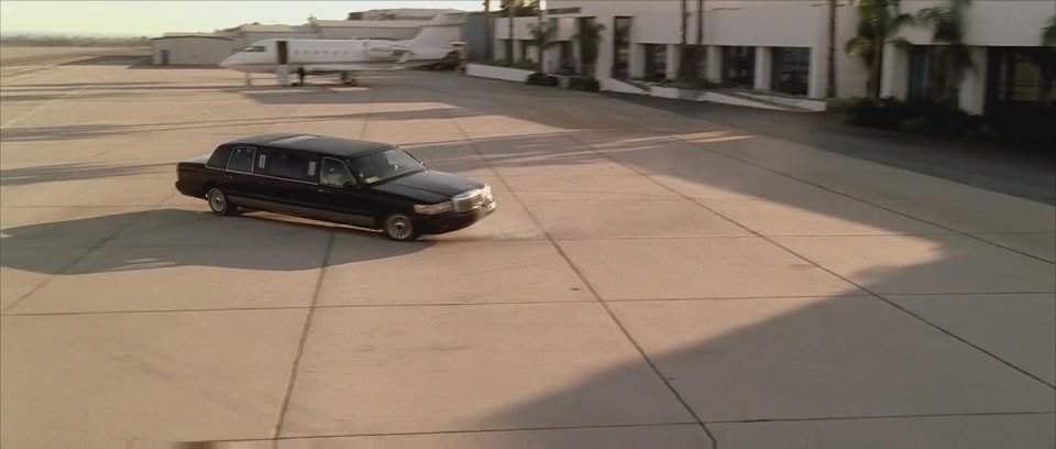 Lincoln Town Car Stretched Limousine