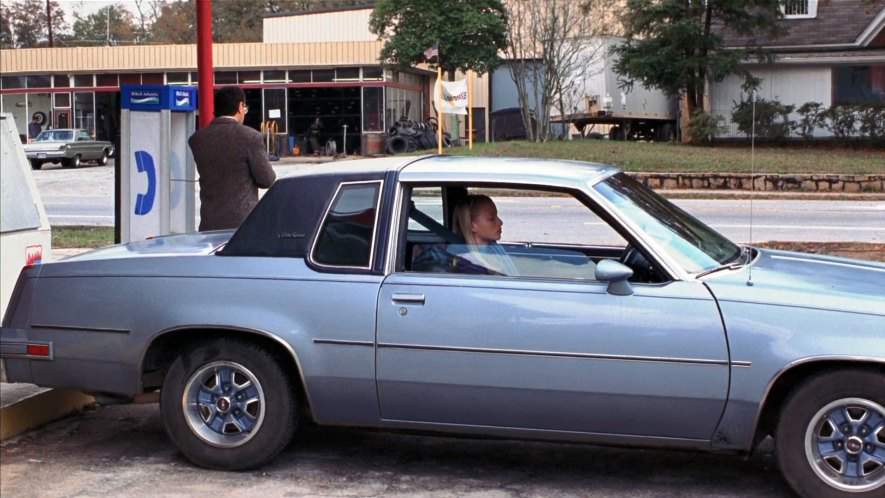 Oldsmobile Cutlass Supreme