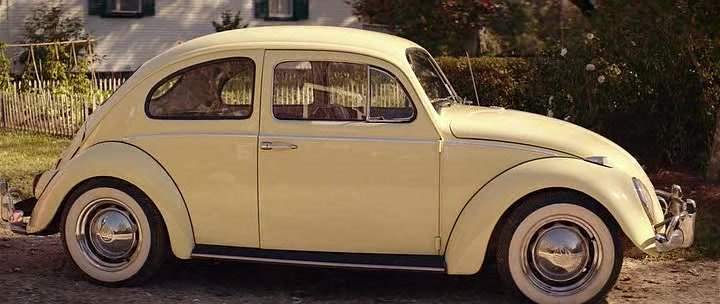 Volkswagen De Luxe Sedan