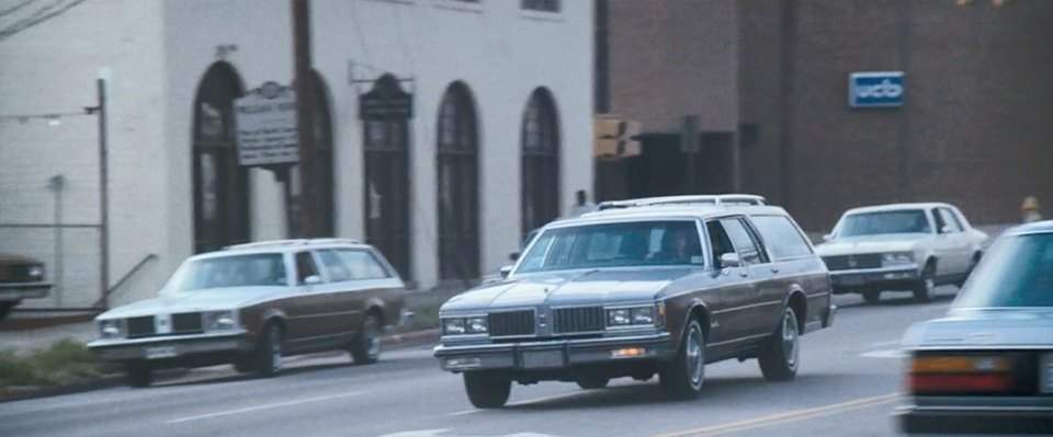 Oldsmobile Cutlass Cruiser