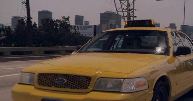Ford Crown Victoria