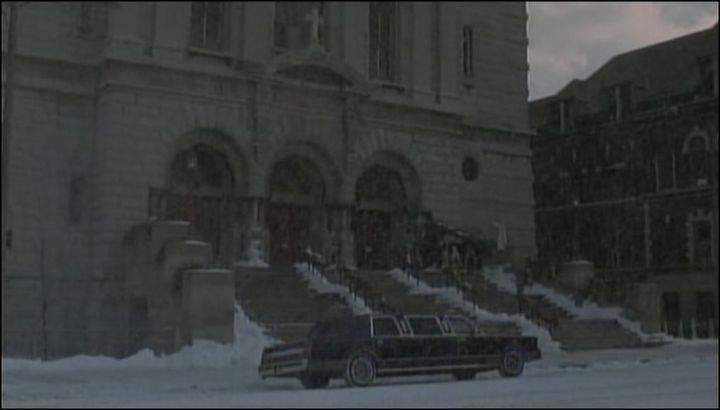 Lincoln Town Car Stretched Limousine