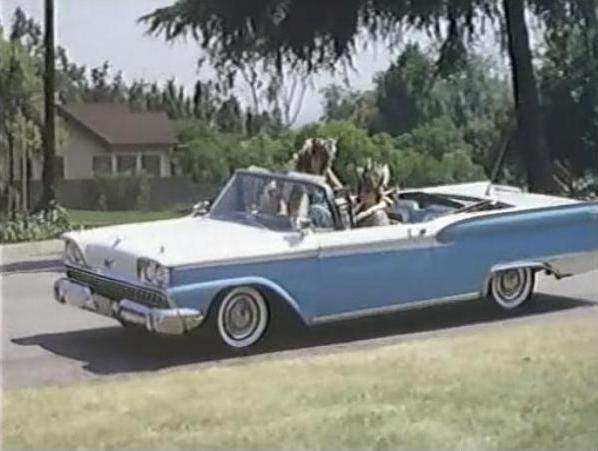 Ford Fairlane 500 Galaxie Sunliner