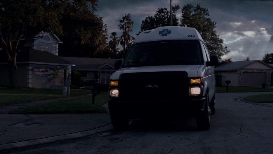 Ford E-350