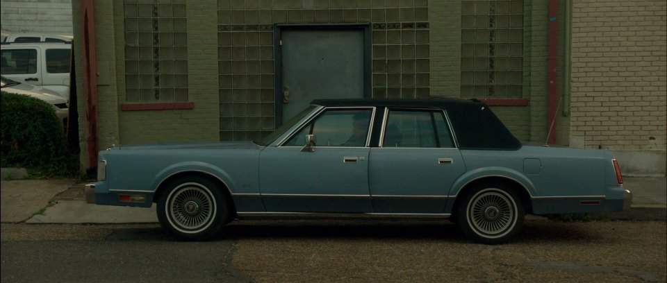 Lincoln Town Car