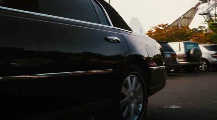 Lincoln Town Car Stretched Limousine