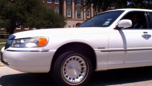 Lincoln Town Car Stretched Limousine