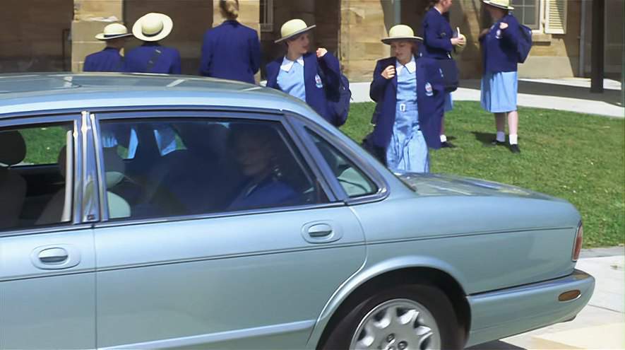 Jaguar Sovereign