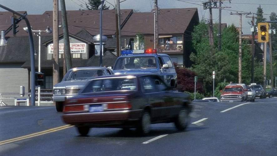 Plymouth Caravelle