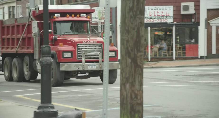 Mack RD-600