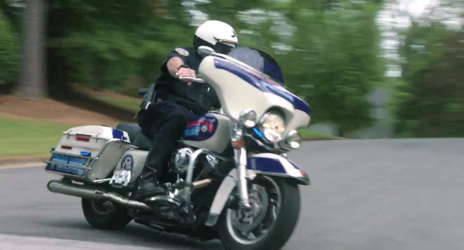 Harley-Davidson FLHP Electra Glide